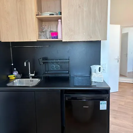 Mendess Apartman Palaiseau